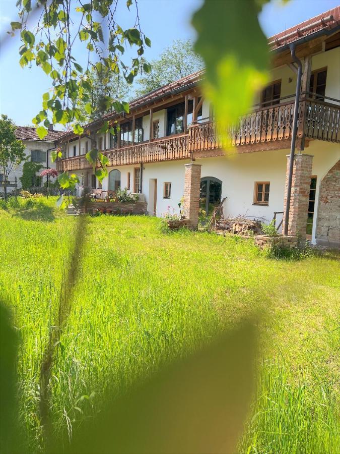 Sunhill Appartments, Klimatisiert Winhoring Ngoại thất bức ảnh