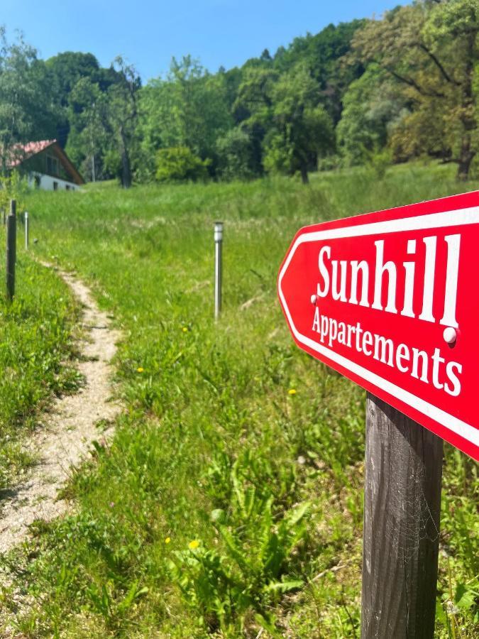 Sunhill Appartments, Klimatisiert Winhoring Ngoại thất bức ảnh